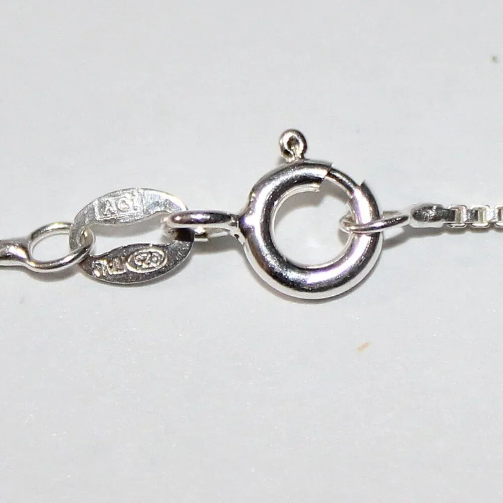 Sterling Silver Hand Print Necklace 8 Grams - Picture 5 of 7